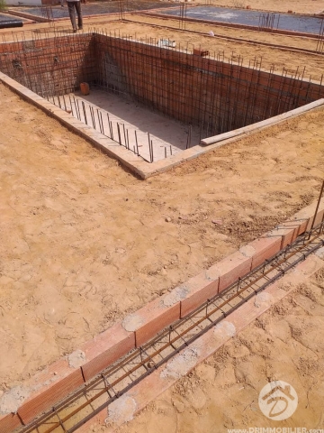 Première étape chantier en cours a Mezraya -                            Koupit
                           Notre Chantiers Djerba